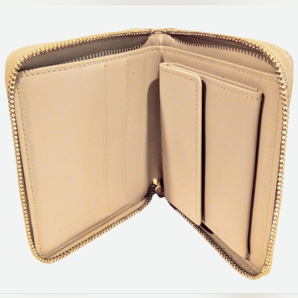 Louis Vuitton Monogram Vernis Compact Zippy Wallet W/ Box, Dustbag, & COA - Picture 11 of 16